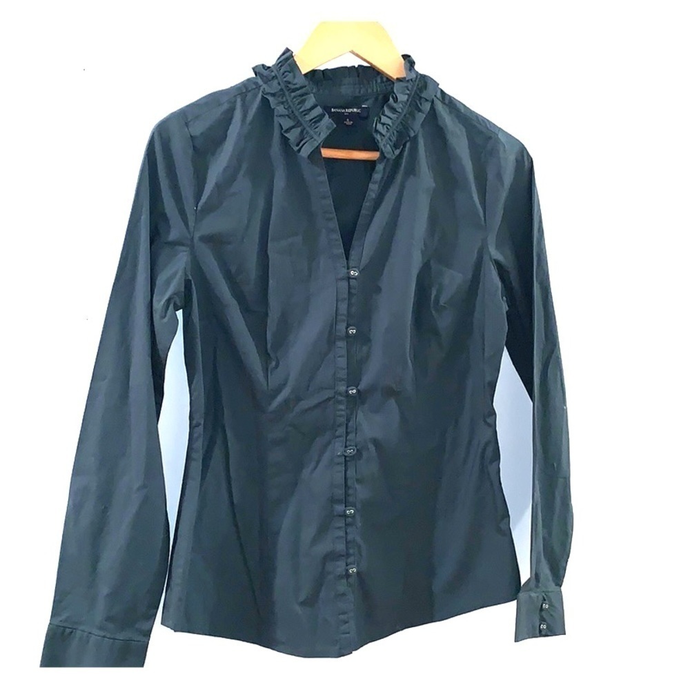 Banana Republic green ruffbutton dress shirt